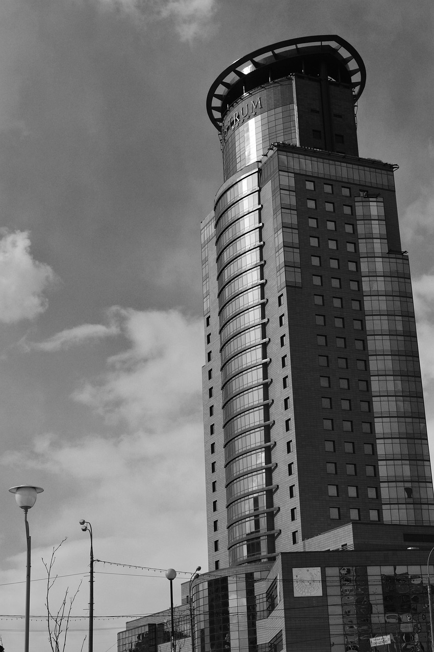 証券口座開設は会社員以外でも可能なのか？