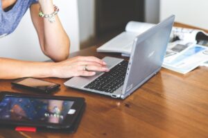ネット証券初心者が知っておくべきポイントは？